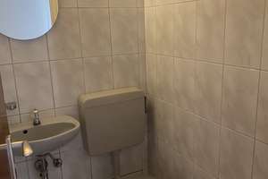 4,5-Zimmer Wohnung mit großem Balkon im 3. OG; inkl. TG in Stuttgart, von privat, ohne Makler! – Die vollständige Adresse der Immobilie erhältst du vom Anbieter., 70569 Lauchäcker, Stuttgart – Vorschaubild 9