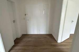 2-Zimmer-Wohnung mit Balkon in Darmstadt-Mitte – 64283 Mitte, Darmstadt – Vorschaubild 3
