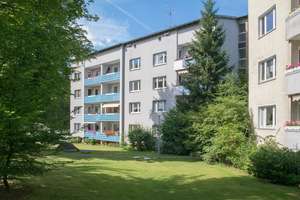 Zentral gelegen, grün wohnen – 3 Zimmer mit Loggia – Die vollständige Adresse der Immobilie erhältst du vom Anbieter., 38446 Hellwinkel, Wolfsburg – Vorschaubild 3