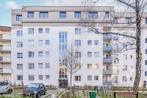 2-Zimmerwohnung mit großem Sonnenbalkon: frisch renoviert und direkt bezugsfertig! – Die vollständige Adresse der Immobilie erhältst du vom Anbieter., 10781 Schöneberg, Berlin – Vorschaubild 14