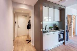 Bogenhausen: 1,5-Zimmer Apartment mit Balkon, stylisch, modern - frei – Die vollständige Adresse der Immobilie erhältst du vom Anbieter., 81677 Parkstadt, München – Vorschaubild 2