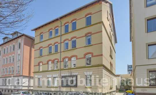 Charme und Stadtleben: Helle 3-Zimmer-Altbauwohnung im Östlichen Ringgebiet