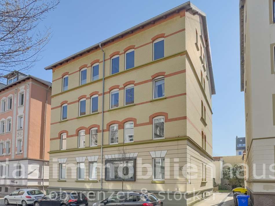 Straßenansicht 3-Zimmer-Wohnun