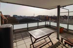Herrliche Dachterassenwohnung mit 3 Zimmern, Tiefgarage und mehr... – Die vollständige Adresse der Immobilie erhältst du vom Anbieter., 30659 Bothfeld, Hannover – Vorschaubild 1