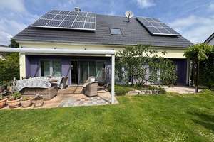 Mod. 1-Fam.-Haus + ebenerd.Einl.Whg. KFW 55 Wärmepume Photovoltaik top Lage 33335 Gütersloh – Die vollständige Adresse der Immobilie erhältst du vom Anbieter., 33335 Avenwedde, Gütersloh – Vorschaubild 1