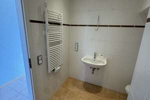 Helle 2Zi Whg mit EBK und Loggia / Bright 2 room  top floor apartment w Loggia – Heuerstraße 53, 55129 Hechtsheim, Mainz – Vorschaubild 9