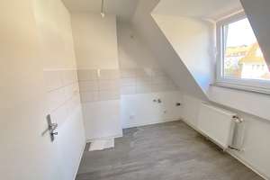 Singles aufgepasst! Gemütliche 1-Zimmer-Wohnung unterm Dach – An der Steinhalde 56, 44879 Dahlhausen, Bochum – Vorschaubild 4