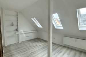 Sanierte 2 Zimmer Wohnung: neuer Einbauküche, Waschmaschine - 5. OG - Innenstadt Mainz – Neckarstr. 4, 55118 Mainz – Vorschaubild 1