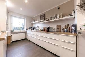 MGF Group: Investment für die Zukunft! Zweiparteienhaus mit 340 m² Wohnnutzfläche! – Die vollständige Adresse der Immobilie erhältst du vom Anbieter., 86179 Haunstetten-Süd, Augsburg – Vorschaubild 5
