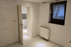 Modernisierte Doppelhaushälfte mit Einliegerwohnung, großem Garten, Terrasse und Garage – Im Ährenfeld 4, 47228 Hochemmerich, Duisburg – Vorschaubild 64