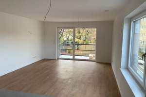 Moderne 2-Zimmer-Wohnung mit Balkon und Tiefgaragenstellplatz in Passau-Sailerwöhr – Die vollständige Adresse der Immobilie erhältst du vom Anbieter., 94032 Haidenhof Nord, Passau – Vorschaubild 4