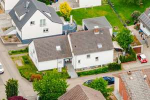 Wunderschönes Haus mit Einliegerwohnung zum Verlieben – Die vollständige Adresse der Immobilie erhältst du vom Anbieter., 75181 Hohenwart, Pforzheim – Vorschaubild 2