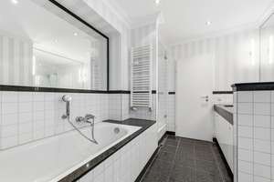 Nähe KÖ/Altstadt: Hochwertige 3,5 Zi-ETW mit Aufzug! Elegante City-Oase! Große Loggia! – Die vollständige Adresse der Immobilie erhältst du vom Anbieter., 40477 Pempelfort, Düsseldorf – Vorschaubild 8
