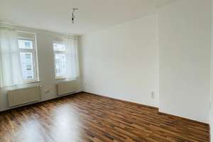 Wohnung 3 Zi. + Küche + 1 Bad + 1 Gäste-WC , 93m2 in Hannover List – Podbielskistraße 157, 30177 List, Hannover – Vorschaubild 2