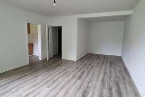 Frisch renovierte 1-Zimmer-Wohnung mit EBK und Balkon