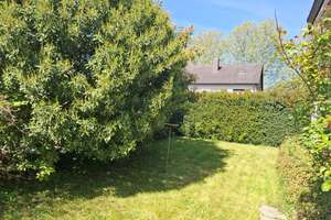Großzügiges 1-2-Familienhaus mit Wintergarten und Garage in toller Lage von Karlsruhe-Grötzingen! – Die vollständige Adresse der Immobilie erhältst du vom Anbieter., 76229 Grötzingen, Karlsruhe – Vorschaubild 2