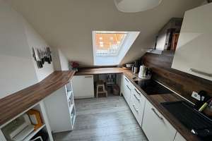  Charmante 2-Zimmer-Maisonettewohnung mit großem Südbalkon und Garage – Wittkampstraße 53, 44892 Langendreer, Bochum – Vorschaubild 4