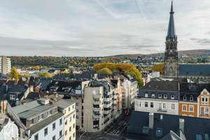 Zentral wohnen: Großzügige 4-Zimmer-Wohnung mit Aufzug & Tiefgarage – Hohenzollernstraße 85b, 56068 Süd, Koblenz – Vorschaubild 9