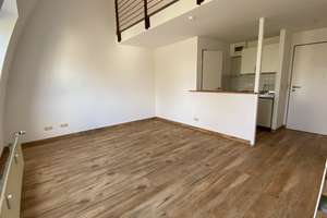 helle Maisonettewohnung, sehr ruhige Lage, für 1 Person, geräumiges Studentenapartment – Mauerstraße 95, 52064 Sankt Jakob, Aachen – Vorschaubild 1