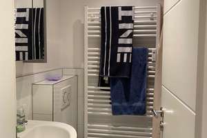 Exklusive, vollständig renovierte 3-Zimmer-DG-Wohnung mit Einbauküche  in Stuttgart – Die vollständige Adresse der Immobilie erhältst du vom Anbieter., 70374 Im Geiger, Stuttgart – Vorschaubild 11