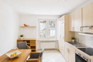Stilvolle Altbauwohnung mit Villencharme,  zwei Balkone & traumhafte Raumhöhe – Die vollständige Adresse der Immobilie erhältst du vom Anbieter., 42857 Reinshagen, Remscheid – Vorschaubild 4