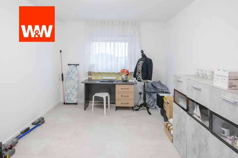 Immobilie in Sersheim - Eine schöne 3-Zimmer-Wohnung in einem gepflegten Haus freut sich auf neue Eigentümer. - Bild 4