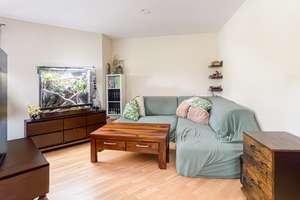 Mainz-Finthen: Gemütliche 2-ZKB-Wohnung; tolles Raumgefühl; 70m²; Wohlfühl-Loggia! – Die vollständige Adresse der Immobilie erhältst du vom Anbieter., 55126 Finthen, Mainz – Vorschaubild 6