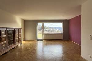 Gut geschnittene 3‑Zimmer‑Wohnung mit Balkon und Garage in ruhiger, gefragter Lage! – Die vollständige Adresse der Immobilie erhältst du vom Anbieter., 57074 Siegen, Siegen – Vorschaubild 4