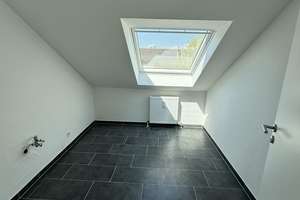 Sanierte 3-Zimmer-Dachgeschosswohnung mit Dachterrasse und Tiefgaragenplatz – Spitalstraße 10, 74177 Bad Friedrichshall – Vorschaubild 10