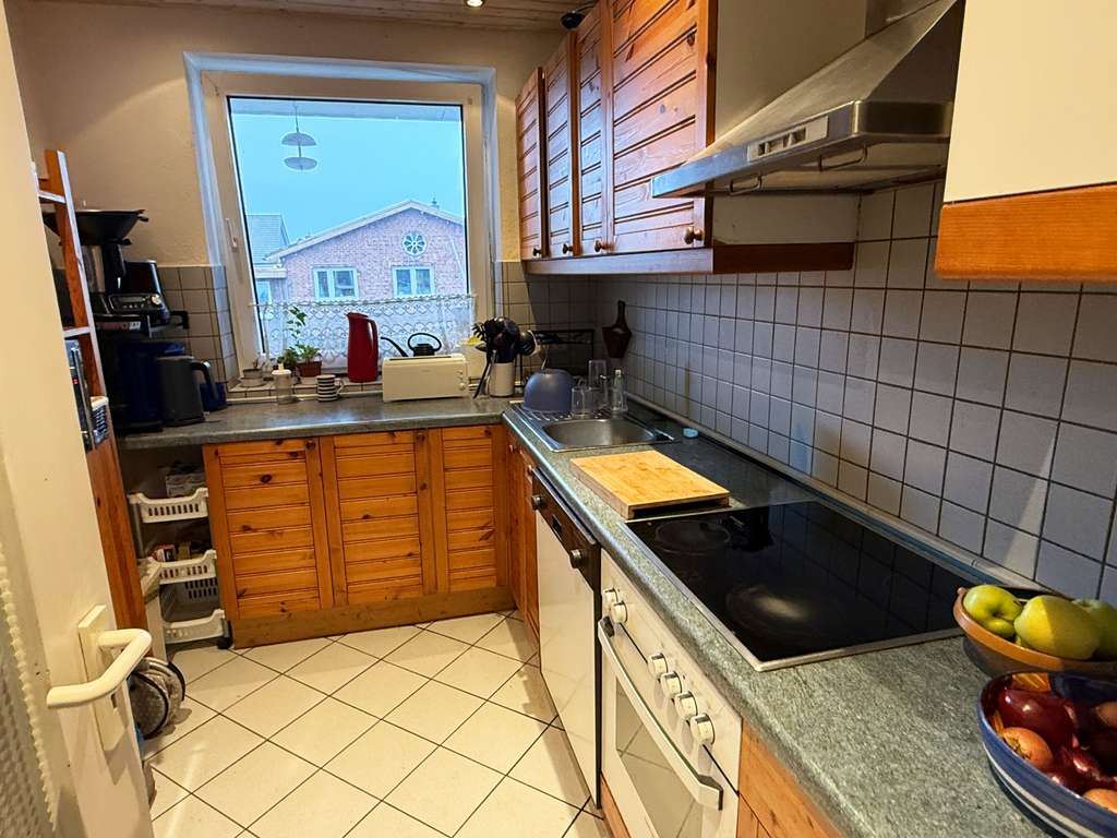 Immobilie in Tornesch - Vermietete 2,5 Zimmer-Wohnung mit Loggia und Garage - Bild 3