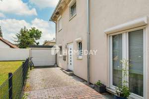 Gepflegt, durchdacht und naturnah: Repräsentative DHH mit Terrasse, Garten und Garage separat – Die vollständige Adresse der Immobilie erhältst du vom Anbieter., 80997 Allach, München – Vorschaubild 2