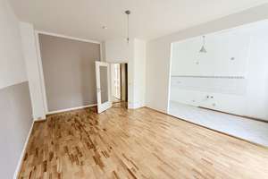 Modernisiert & bezugsfertig: Helle 2-Zimmer-Altbauwohnung mit Balkon in gepflegter Lage – Schnellerstraße 54, 12439 Niederschöneweide, Berlin – Vorschaubild 5