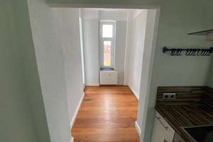 Großzügige, gut geschnittene 3-Zi-Wohnung mit Einbauküche und Balkon in zentraler Lage in Kiel Nord – Die vollständige Adresse der Immobilie erhältst du vom Anbieter., 24106 Wik, Kiel – Vorschaubild 13