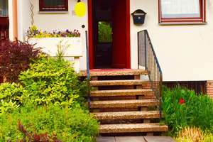 Anlageobjekt Vermietet- Bevorzugte Wohnlage - sehr schönes Einfamilienhaus neu renoviert Festpreis – Die vollständige Adresse der Immobilie erhältst du vom Anbieter., 67661 Hohenecken, Kaiserslautern – Vorschaubild 2