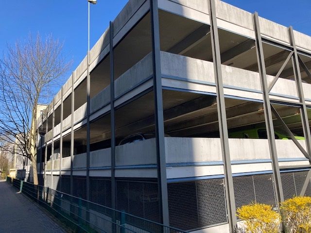 Garrage Rent Parking garage