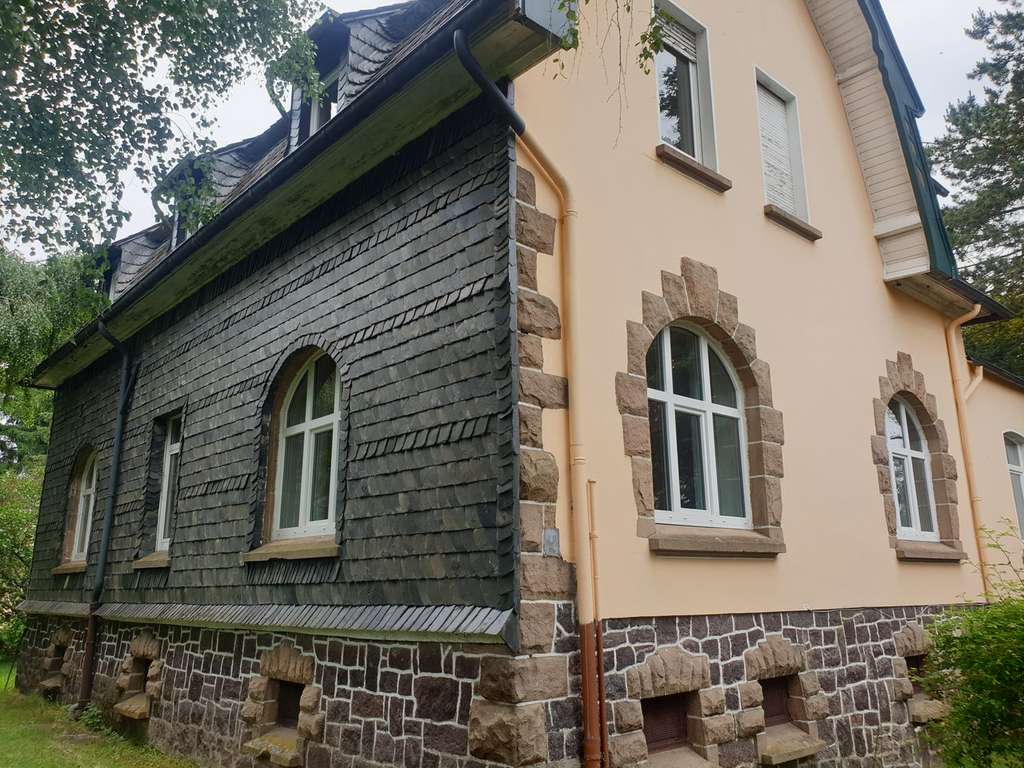 Immobilie in Berschweiler bei Baumholder - Einfamilienhaus mit 7 Zimmern und Garage in Berschweiler bei Baumholder - Bild 3