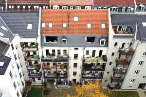 ALTBAUCHARME IM DOPPELPACK - Vermietetes Wohnungspaket mit langfristigem Potenzial – Die vollständige Adresse der Immobilie erhältst du vom Anbieter., 4318 Anger-Crottendorf, Leipzig – Vorschaubild 8