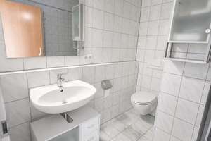 Lichtdurchflutete 3,5-Zimmer-Wohnung in Stuttgart Mitte mit Balkon – 70178 Rathaus, Stuttgart – Vorschaubild 3