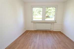 Ruhe/Sonne/ 3 Zimmer mit Balkon/ Ebenerdige Dusche – Am Karbel 81, 9116 Altendorf, Chemnitz – Vorschaubild 7