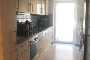 traumhafte Wohnung mit XXL-Süd-Terrasse, Einbauküche und Garage ab 01.08.2026 zu mieten – Dresdener Str. 57, 86157 Pfersee-Süd, Augsburg – Vorschaubild 9