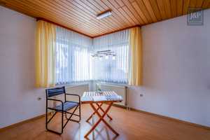 Südausrichtung, großer Garten und viel Platz: Sanierungsbedürftiges Einfamilienhaus in ruhiger Lage! – Mainz – Vorschaubild 10