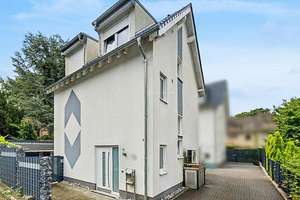 Top gepflegtes Einfamilienhaus mit vier Schlafzimmern in Bochum-Langendreer – Die vollständige Adresse der Immobilie erhältst du vom Anbieter., 44892 Langendreer, Bochum – Vorschaubild 12