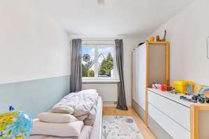 Attraktives Dreifamilienhaus in Stuttgart-Vaihingen – Traumgarten & freie EG-Wohnung – Die vollständige Adresse der Immobilie erhältst du vom Anbieter., 70563 Heerstraße, Stuttgart – Vorschaubild 9