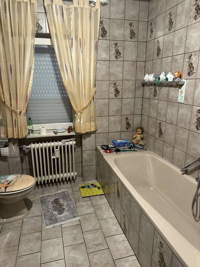 Immobilie in Aura im Sinngrund - Großzügiges 6-Zimmer Haus in Aura im Sinngrund - Bild 4