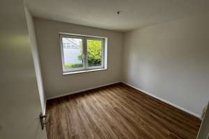 Renovierte 3,5-Zimmer Wohnung im 2. OG mit Balkon in Travemünde – Rose 53, 23570 Travemünde, Lübeck – Vorschaubild 8