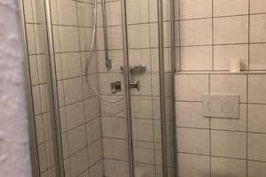 Perfekt geschnittene 2,5 Zi- Wohnung mit EBK ruhige Lage – Die vollständige Adresse der Immobilie erhältst du vom Anbieter., 51107 Ostheim, Köln – Vorschaubild 3