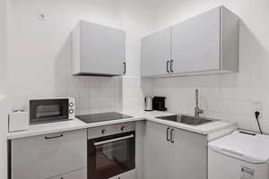 Helle 3-Zimmer Wohnung im 1. OG in München Maxvorstadt – Schwindstraße 16, 80798 Josephsplatz, München – Vorschaubild 10