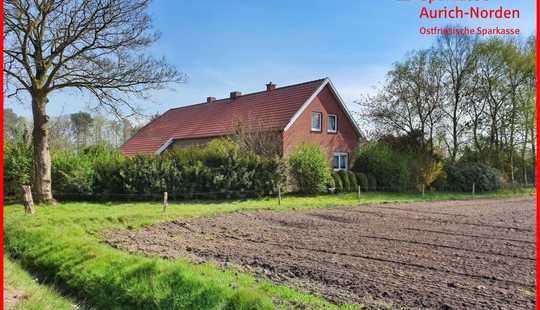 Bild von Resthof mit möglicher Pachtfläche in Aurich-Pfalzdorf
Umgeben von Wiesen und Feldern - nahezu Al