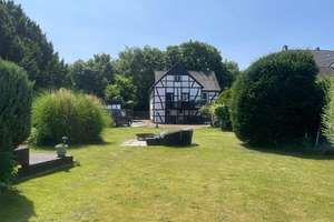 Freistehendes 2-Fam.-Haus mit parkähnlichem Garten, Garage, Carport und Kfz.-Stellplätze! – Die vollständige Adresse der Immobilie erhältst du vom Anbieter., 45894 Buer, Gelsenkirchen – Vorschaubild 14