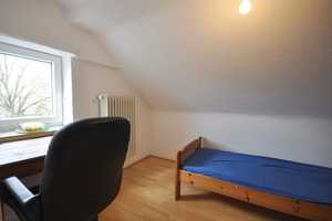Doppelhaushälfte für die große Familie mit sehr viel Platz – Oldenburg (Oldenburg) – Vorschaubild 10